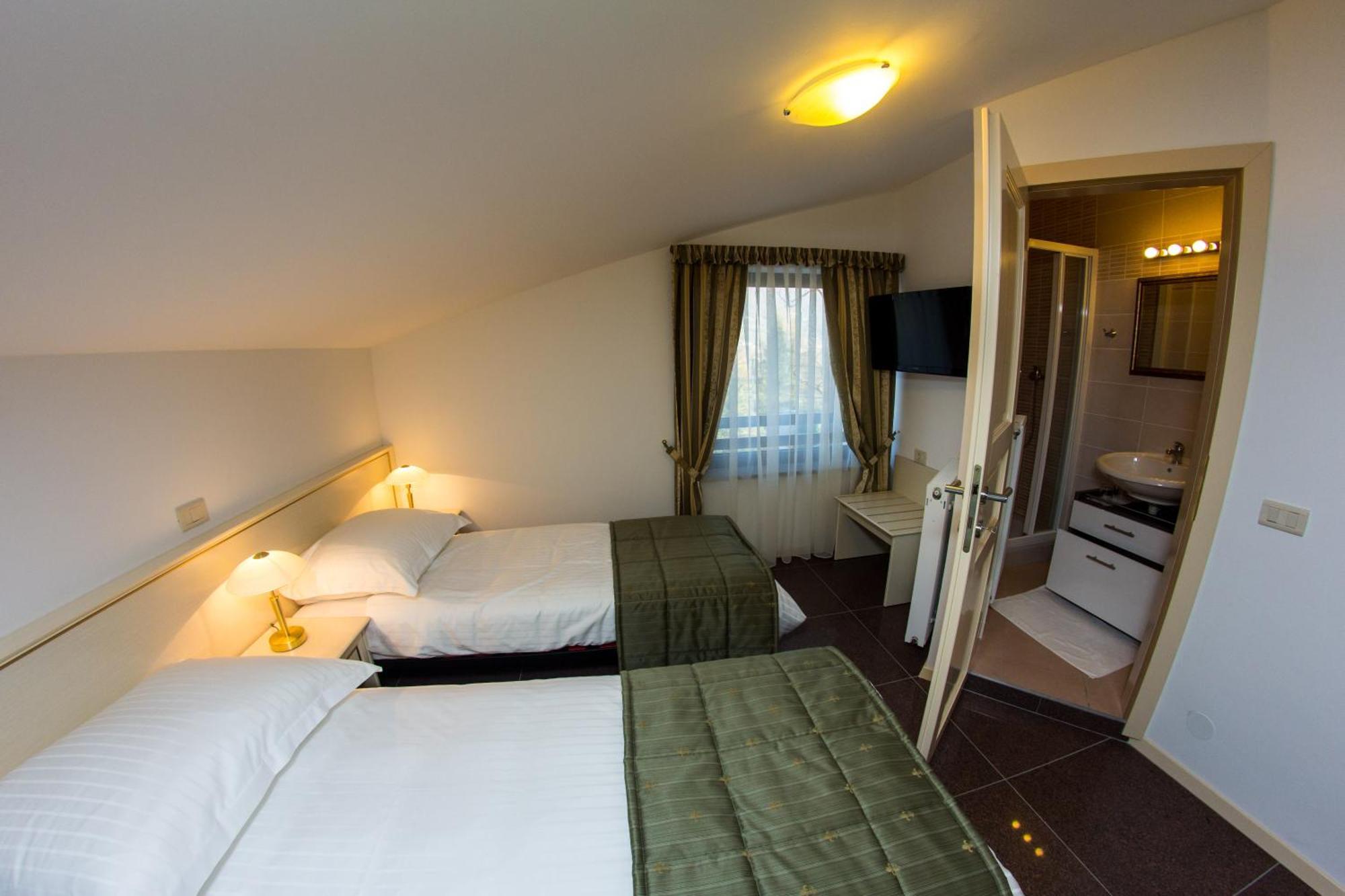 Guest House Sterk Нова-Горица Экстерьер фото