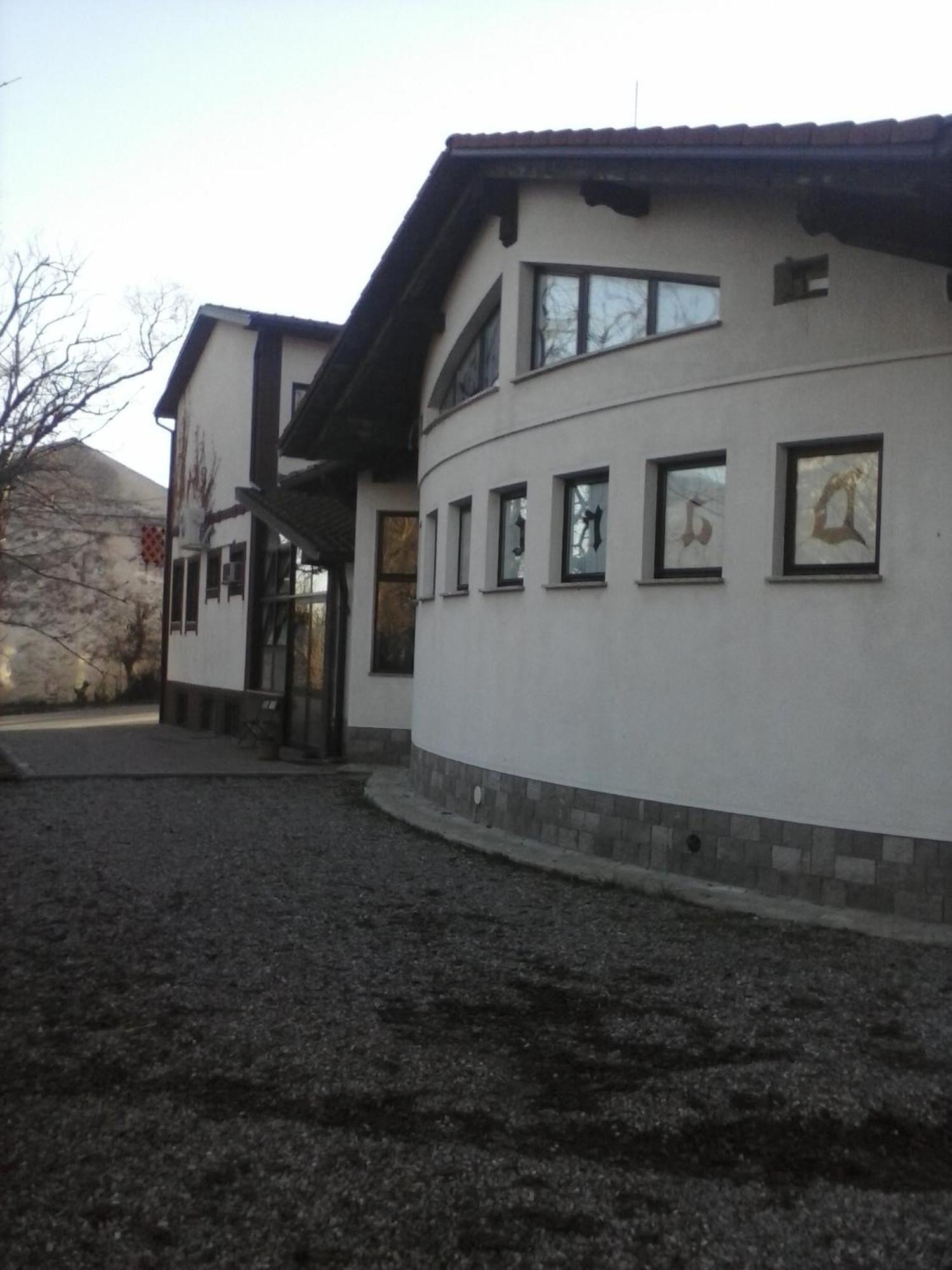 Guest House Sterk Нова-Горица Экстерьер фото